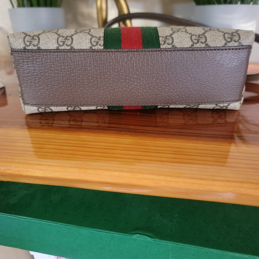 Gucci Beige and Brown Crossbody Ophidia Bag - Picture 2 of 9